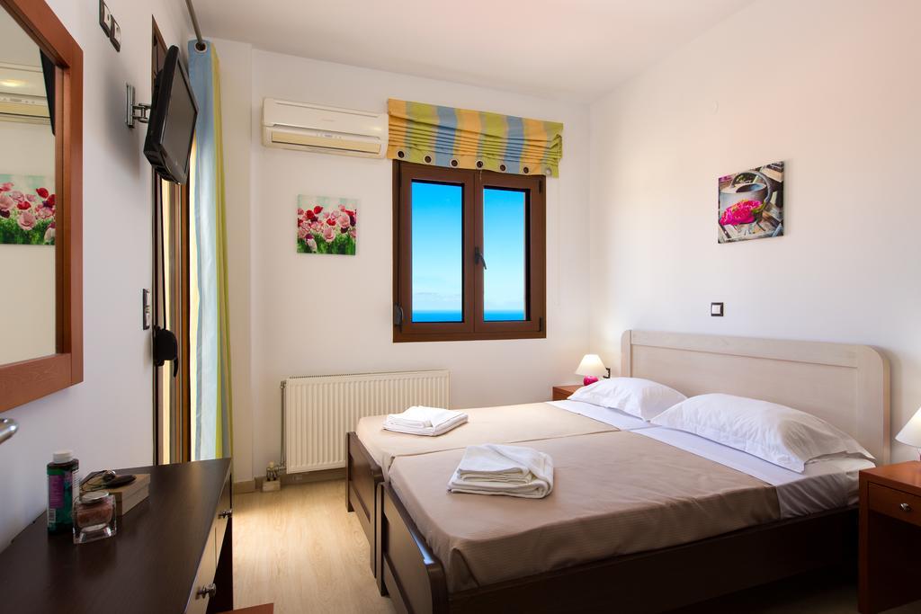 Azure Sea View Villa Resmo Oda fotoğraf