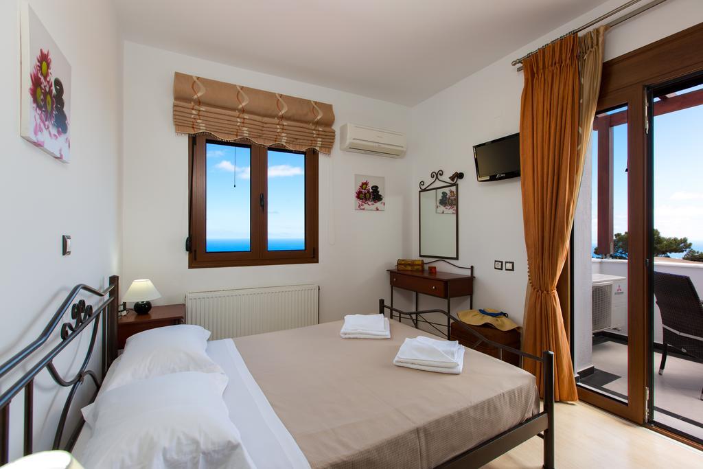 Azure Sea View Villa Resmo Oda fotoğraf